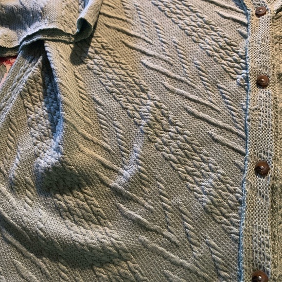 Two Lips Womens Top Short Sleevee Size Medium - Picture 2 of 6